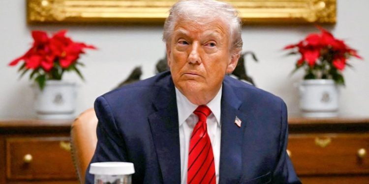 Trump declares support for Cabinet official after report he is considering replacement