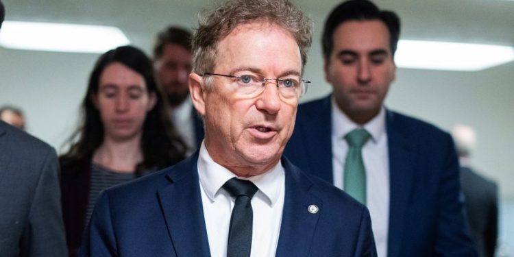 GOP senator demands DHS immigration chiefs testify after fatal shootings in Minnesota