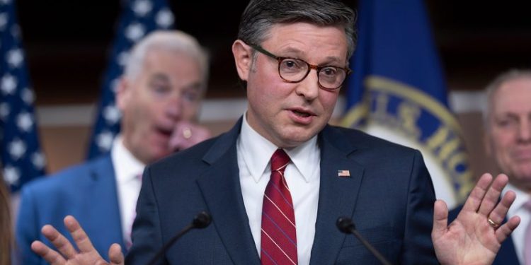 Democrats pressure Mike Johnson to keep House in Washington over ‘rapidly developing’ Iran operation